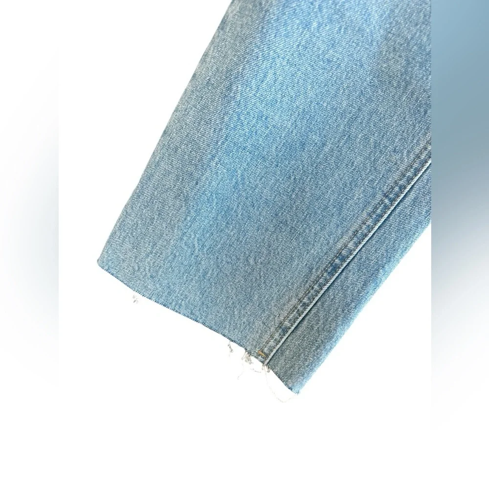 Topshop Light Wash Straight Cut off Bottom Denim Jeans Size 12 Waist 34 NWT - Picture 2 of 6